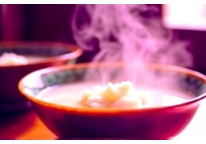 Traditional Chinese Diet for Clear Skin Through Damp Heat Reduction and Toxin Clearance